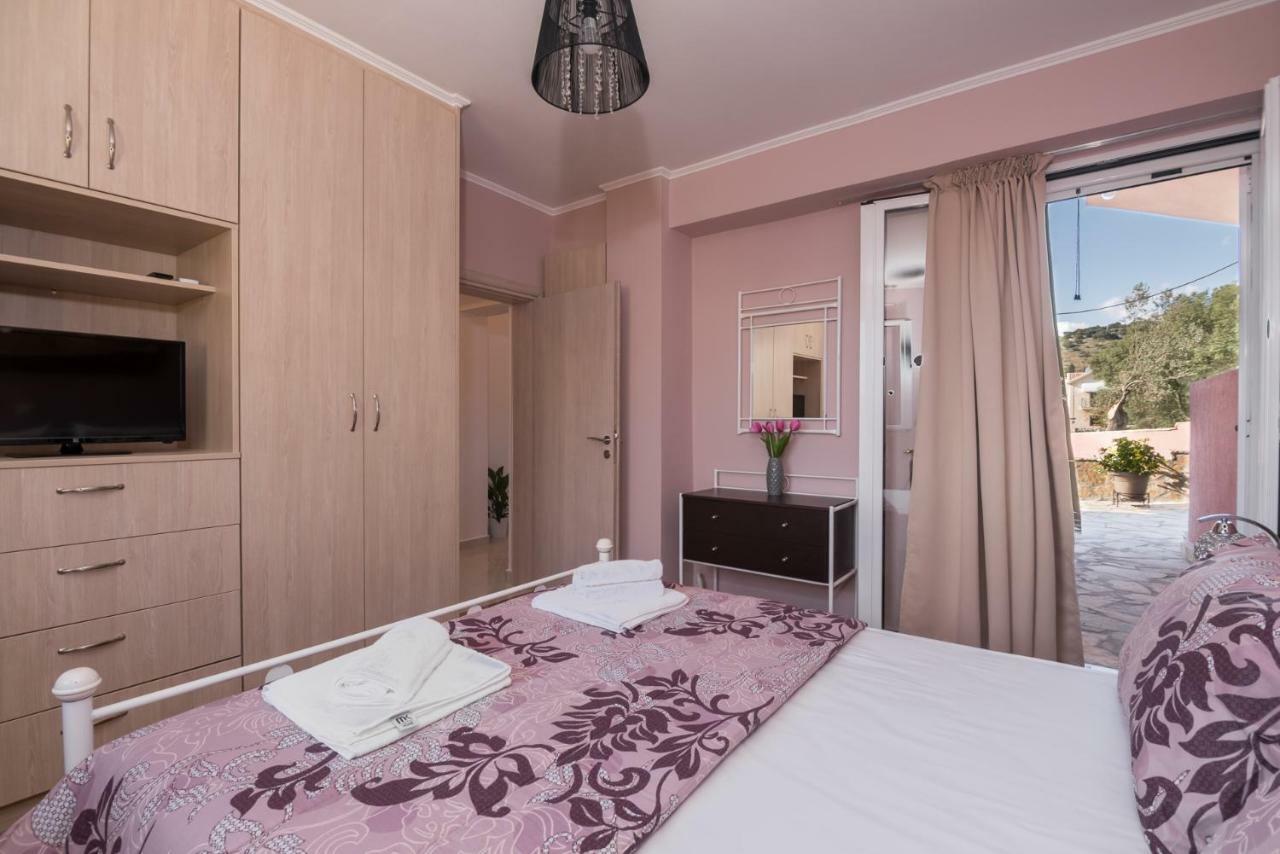 Sofia'S Apartments Razáta Екстериор снимка